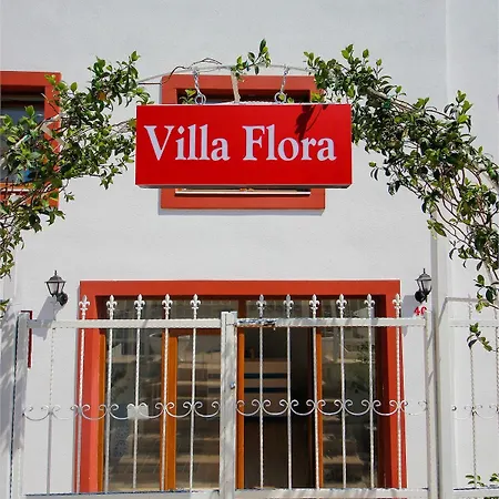 Flora Apartment *